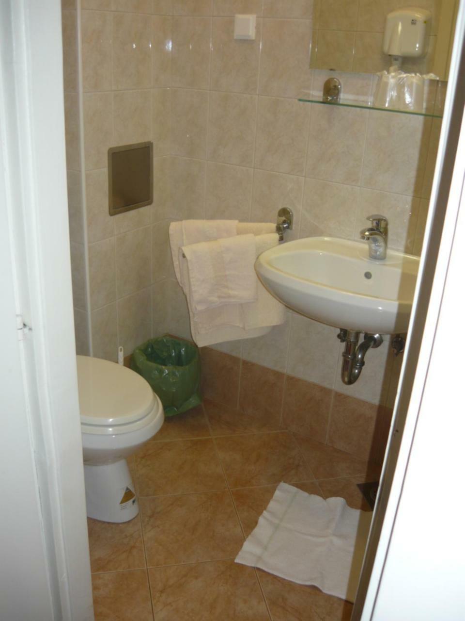 Hotel Polzevo Visnja Gora Zewnętrze zdjęcie